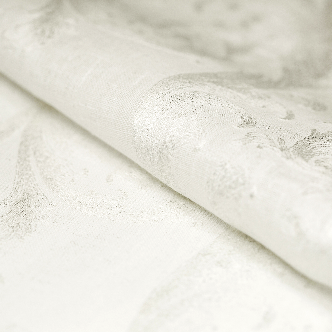 Bari Sheer 000