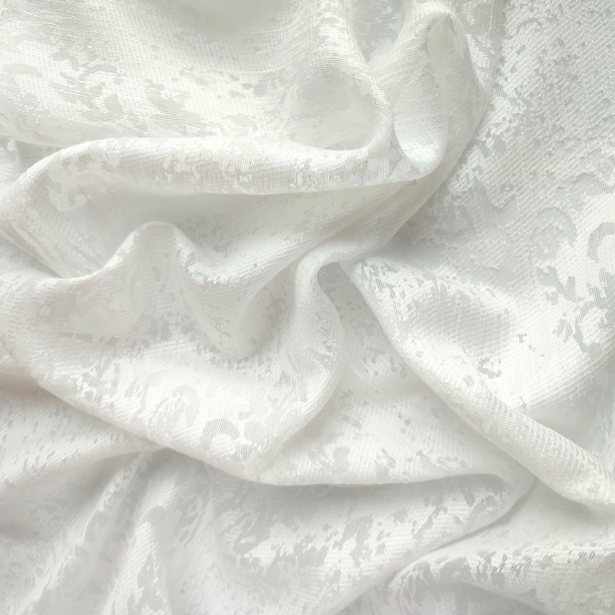 Overture_Off white
