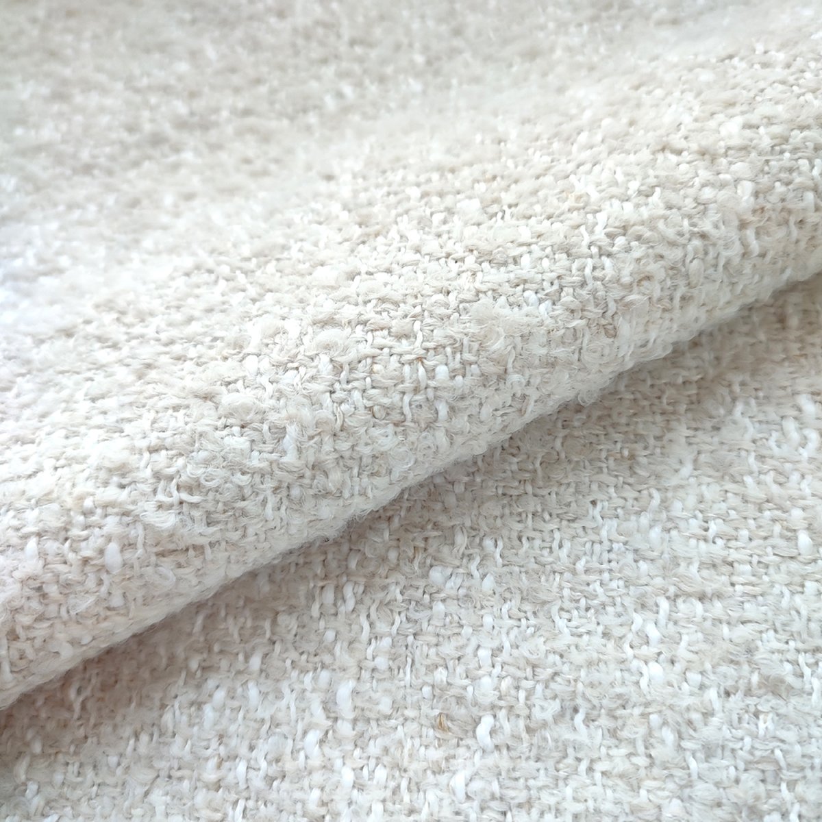 Leda_Wool